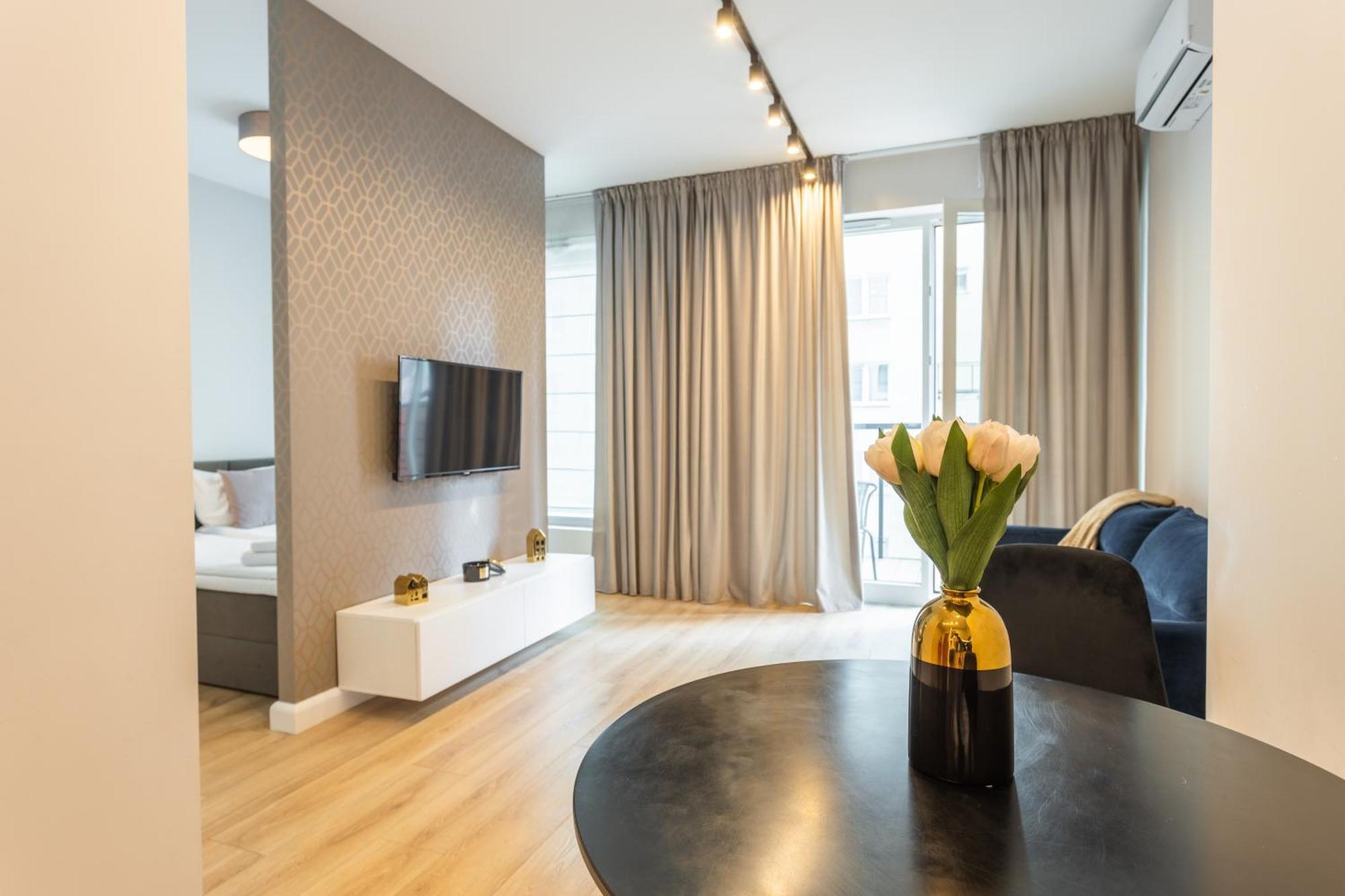 Golden Apartments Warsaw - Luxury Building With Terrace On The Roof - Sienna Str Bagian luar foto