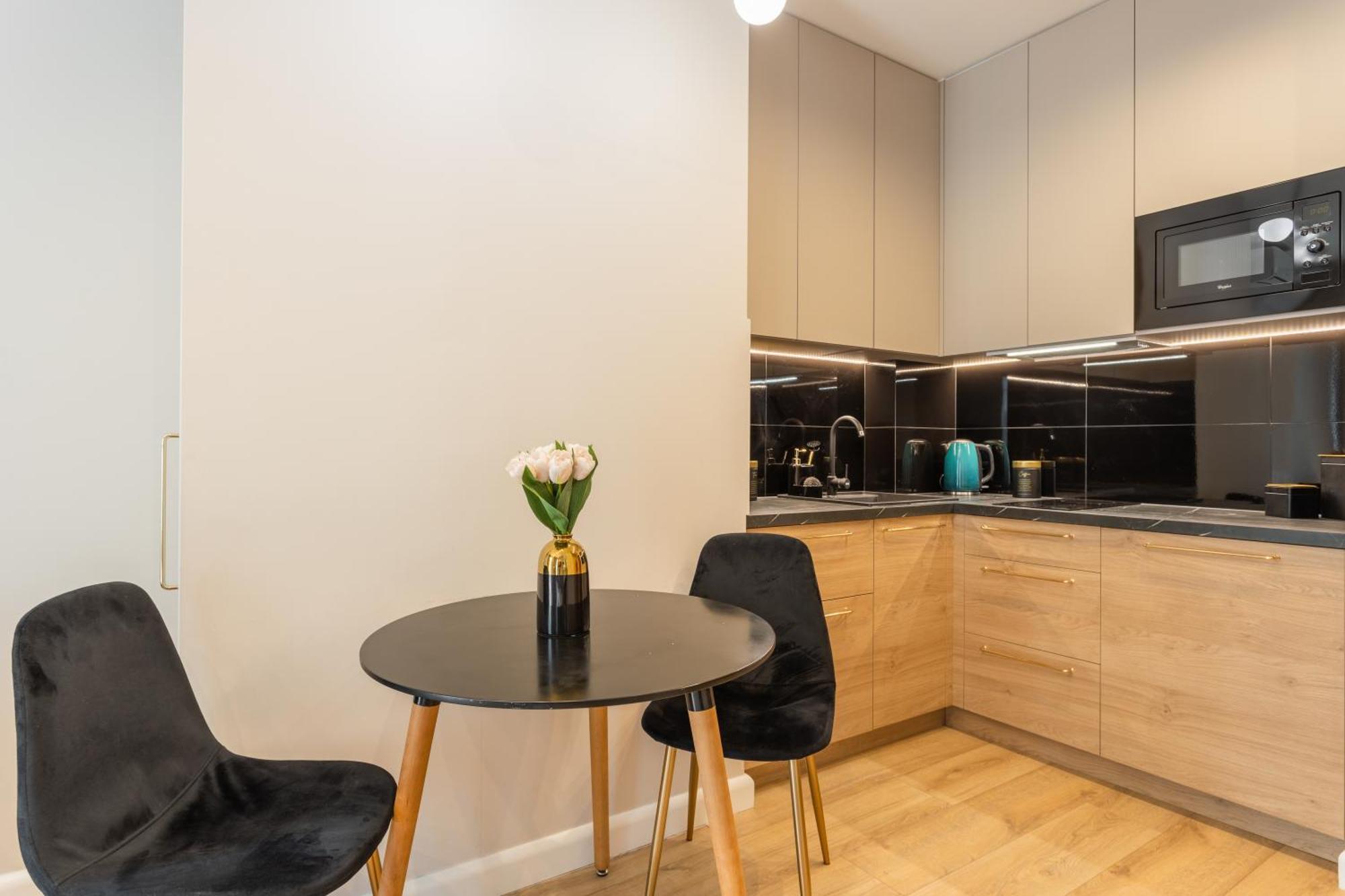 Golden Apartments Warsaw - Luxury Building With Terrace On The Roof - Sienna Str Bagian luar foto